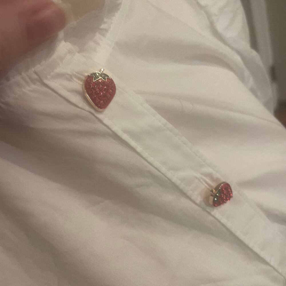 & other stories stawberry button blouse - Picture 6 of 10